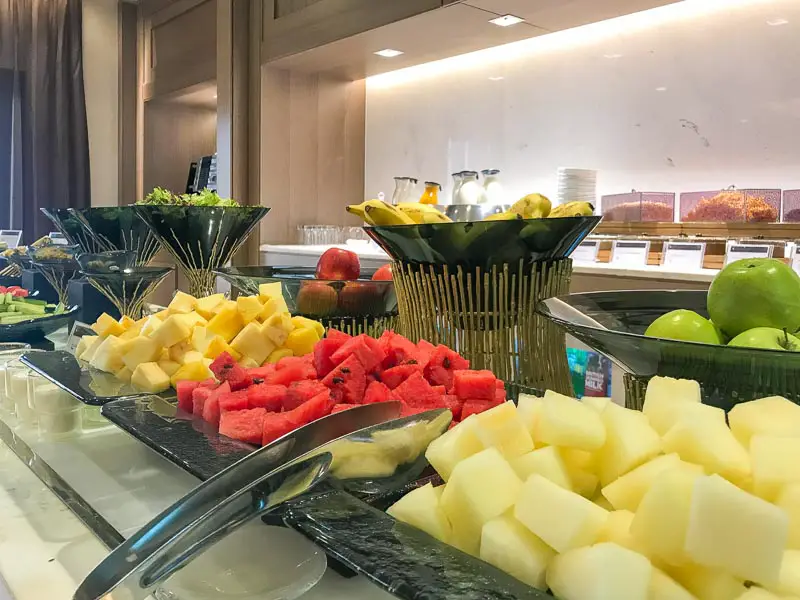 delta hotel doha breakfast buffet